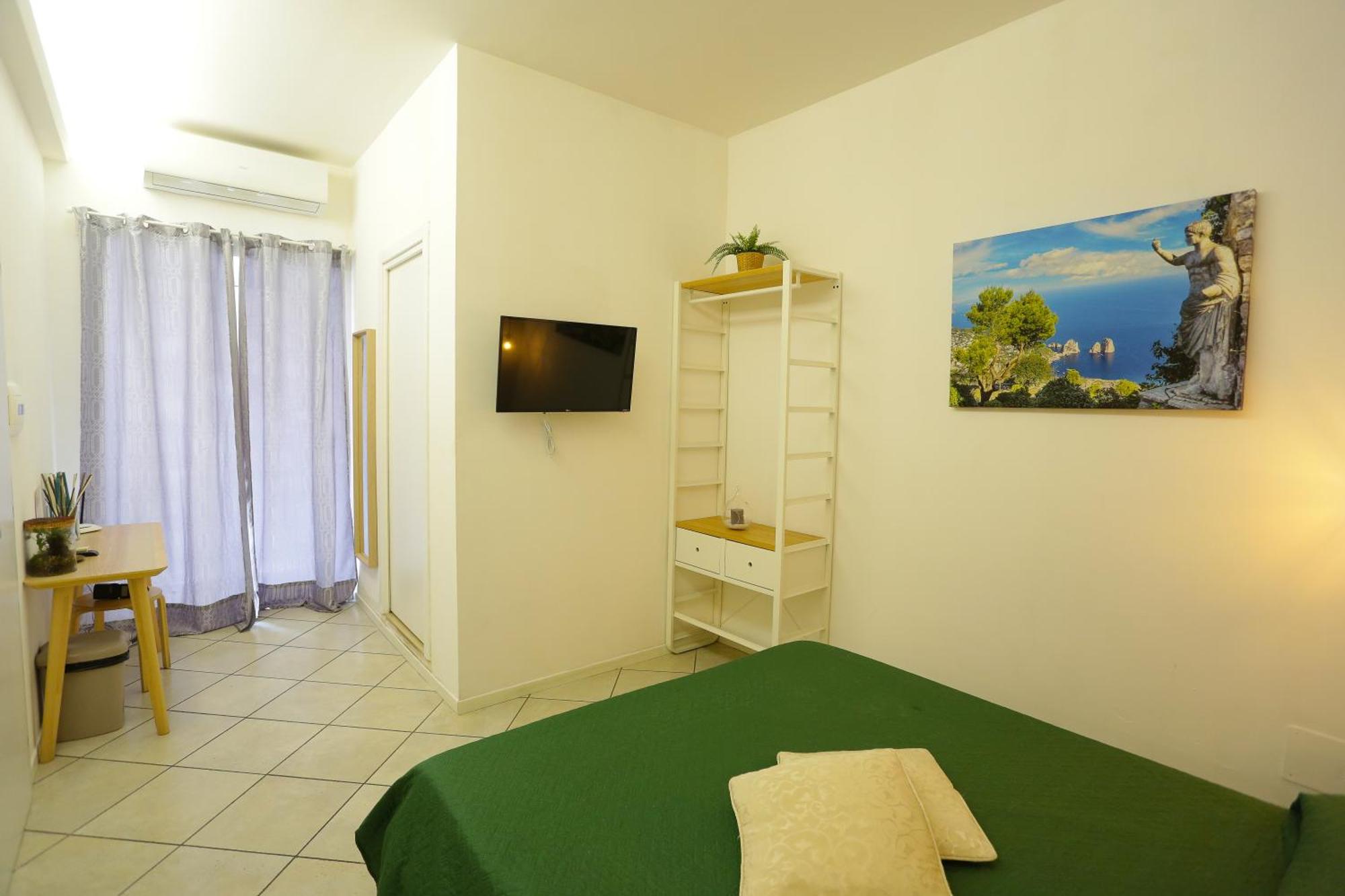 Domus Zapata Hotel เนเปิลส์ ภายนอก รูปภาพ